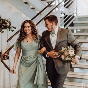 Meet your Posher, Abigail